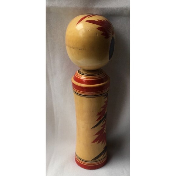 Japanese Kokeshi Doll Floral Design  Flowers 10 3/4 “ Signed Maker Mark - Picture 4 of 5